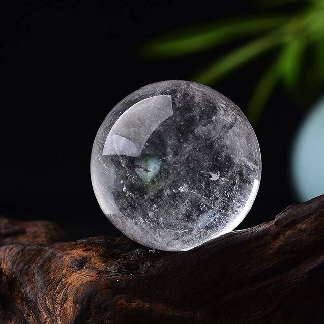 CLEAR QUARTZ SPHERE