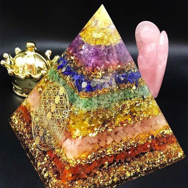 7 CHAKRA ENERGY PYRAMID