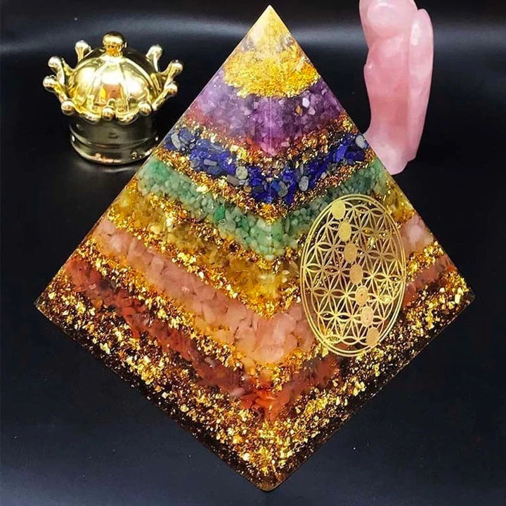 7 CHAKRA ENERGY PYRAMID